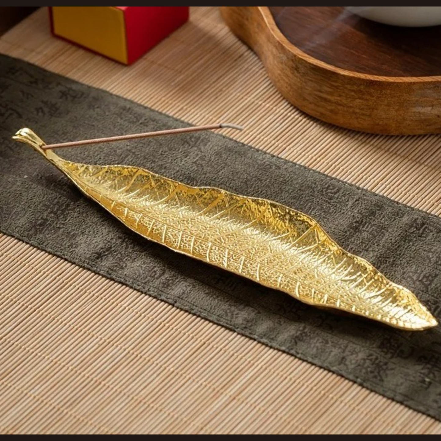 Porta incienso de Hoja dorada