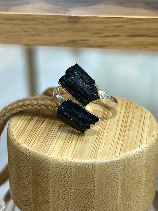 Anillo de Turmalina Negra Ajustable