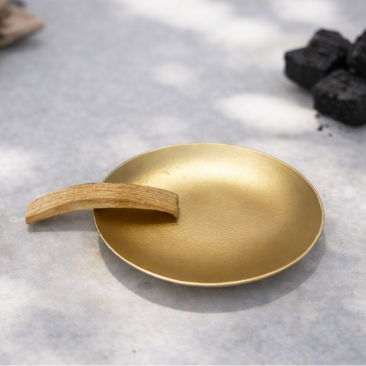 Sahumador Dorado con Palo Santo