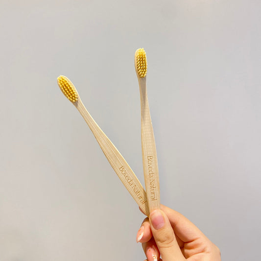 Cepillo de dientes de Bambu