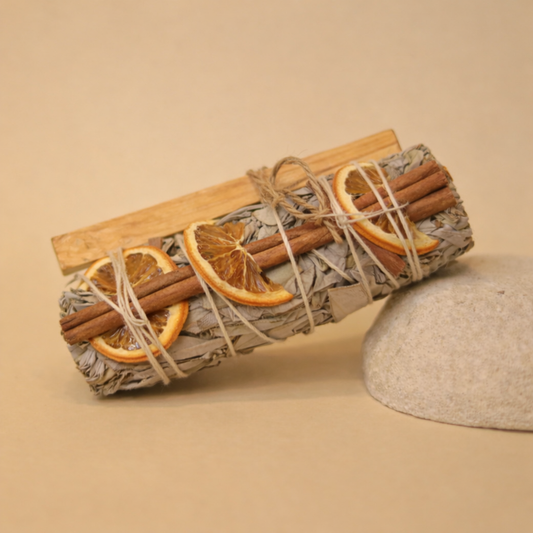 Kit limpieza y properidad (Salvia Blanca con Naranja y canela y Palo santo)