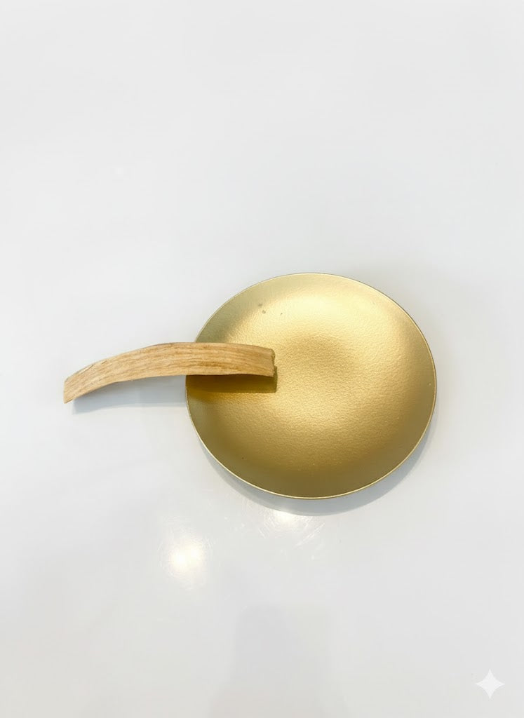 Sahumador Dorado con Palo Santo